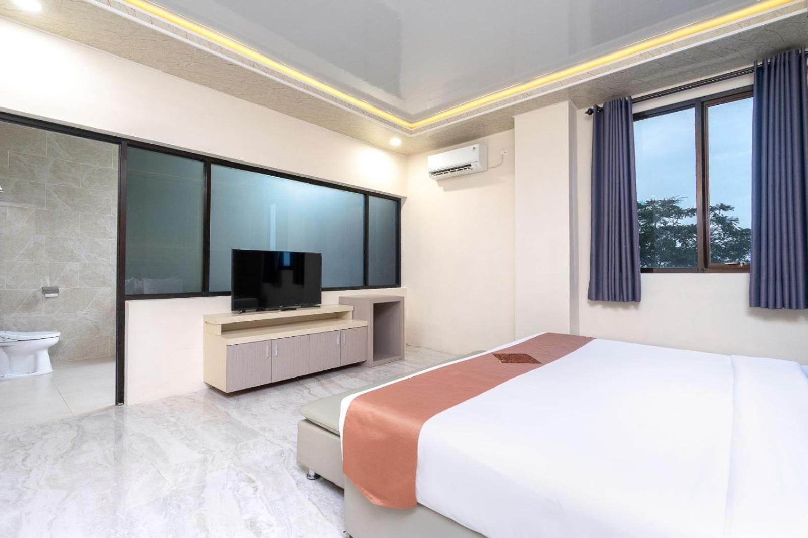 Hotel Grand Valonia Jembel Zewnętrze zdjęcie