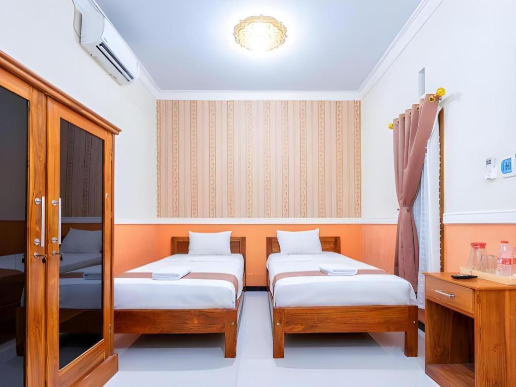 Hotel Grand Valonia Jembel Zewnętrze zdjęcie